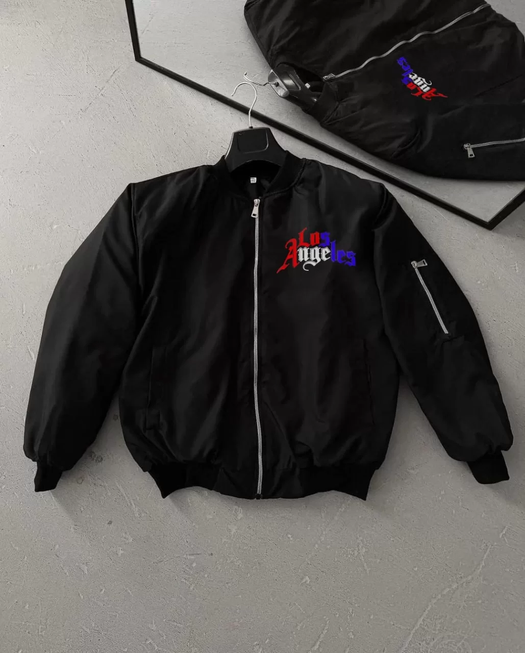 Los Angeles Siyah Bomber Mont – Fermuarlı, Cepli, Kapitone Astarlı, Bahar ve Kış Günlük Kullanım İçin Unisex Ceket- Siyah