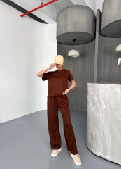 Osy Modal Yumuşak Dokulu Kumaş Kısa Kollu Bluz Rahat Pantalon ikili Takım- Kahverengi