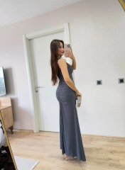 Bürümcük Kumaşlı İçi Astarlı Üzgülü Kolsuz Büzgülü Uzun Elbise - Füme