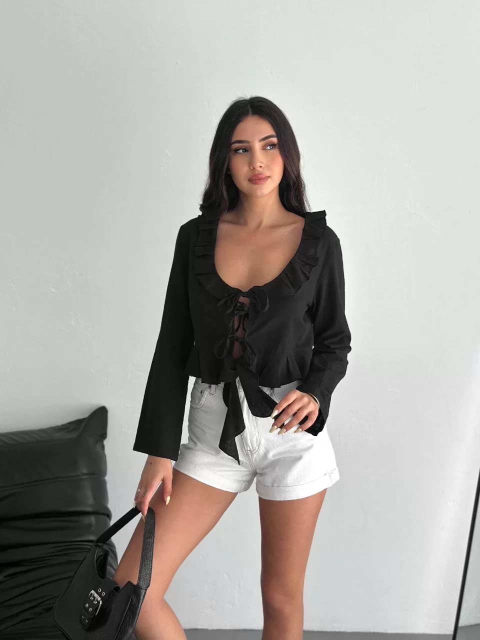 Keten Uzun Kol Bağacık Detaylı Bluz - Siyah