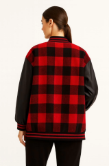 Kadın Kolej Ceket – Kareli Oduncu Kumaş, Kolları Suni Deri, Fermuarlı, İçi Kapitone Astarlı, Nakışlı Oversize Bahar & Kış Stil - Bordo