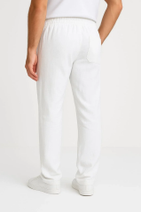 Erkek Keten Pantolon – Cepli, Beli Lastikli ve Bağcıklı, Nefes Alan Rahat Kalıp, Yazlık ve Baharlık Günlük Giyim, Şık & Konforlu Boru Paça Model - Beyaz