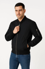 Erkek Bomber Mont Ceket – Fermuarlı, Kapitone İçi Astarlı, Su İtici Kumaş, Regular Fit, Uzun Kollu, Yandan Cepli, Bahar & Kış Rahat Günlük Stil - Siyah