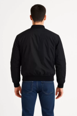 Erkek Bomber Mont Ceket – Fermuarlı, Kapitone İçi Astarlı, Su İtici Kumaş, Regular Fit, Uzun Kollu, Yandan Cepli, Bahar & Kış Rahat Günlük Stil - Siyah