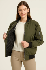 Kadın Bomber Mont Ceket – Fermuarlı, Kapitone İçi Astarlı, Su İtici Kumaş, Regular Fit, Yandan Cepli, Günlük Bahar & Kış Şık Rahat Stil - Haki